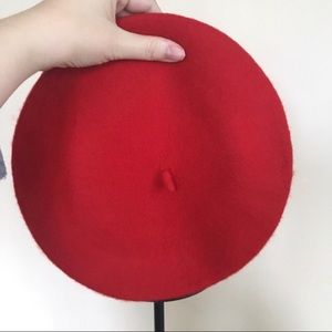 3 Berets in a bundle